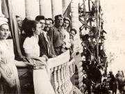 Miting în Piaţa Universităţii, organizat cu ocazia intrării trupelor sovietice în Bucureşti. (30.08.1944)