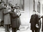 Februarie 1965. Nicolae Ceauşescu vizitează liceul „Nicolae Bălcescu” din Piteşti. (febr.1965)