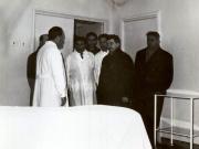 Februarie 1965. Nicolae Ceauşescu vizitând spitalul „Nicolae Bălcescu”. (febr.1965)