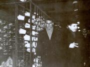 Piteşti, februarie 1965. Nicolae Ceauşescu în timpul vizitei de lucru la Întreprinderea Textilă din oraş. (febr.1965)