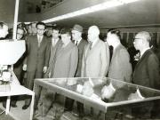 Membri ai conducerii de partid şi de stat vizitând expoziţia industrială japoneză de la Bucureşti. (29 mai 1967)