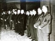 Membri ai conducerii de partid şi de stat la catafalcul lui Tudor Arghezi. (17 iulie 1967)
