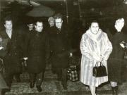 Sosirea delegaţiei P.C. Finlandez, în furnte cu Herta Kuusinen, care la invitaţia C.C. al P.C.R. face o vizită în România. (6 februarie 1968)
