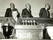 Nicolae Ceauşescu votând la marea Adunare Naţională.(20 iunie 1968)