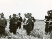 Nicolae Ceauşescu, Iosif Banc şi Manea Mănescu vizitează zonele îndiguite din Lunca Dunării, (Iezeru, Călăraşi, Sticleanu şi Greaca). (22 iunie 1968)