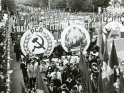 Demonstraţia oamenilor muncii din Capitală cu prilejul celei de a XXIV-a aniversări a zilei de 23 august 1944.(23 august 1968)