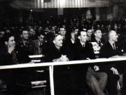 Aspecte din sala clubului de pe stadionul Giuleşti din timpul desfăşurării lucrărilor congresului Uniunii Sindicale C.F.R. (20 ianuarie 1945) (Gh. Gheorghiu Dej, Chivu Stoica).(20 – 30  ianuarie 1945)