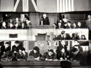 Aspect din timpul lucrărilor primului Congres General al Sindicatelor Unite. Din prezidiu fac parte Gh. Gheorghiu Dej ş.a. (Sala M.A.N.) (Lotar Rădăceanu, ing. G. Nicolau, Brătfăleanu, C. Doncea, Gh. Apostol, V.Luca).(20 – 30  ianuarie 1945)