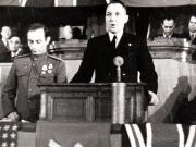 Aspect din timpul lucrărilor Primului Congres General al Sindicatelor Unite. Din prezidiu fac parte Gh. Gheorghiu Dej şi alte persoane (Palatul Marii Adunări Naţionale) (Al. Sencovici, Chivu Stoica).(20 – 30  ianuarie 1945)