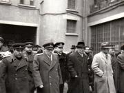 Întoarcerea în Capitală a membrilor guvernului care au participat la festivităţile organizate la Cluj cu prilejul reunirii Nordului Transilvaniei cu România democratică (aspect din Piaţa Gării de Nord) (general colonel Susaikov, A.I.Vişinschi, Petru Groza, Gh. Gheorghiu Dej).(14 martie 1945)