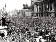 Aspecte de masă de la manifestaţia de 10 Mai 1945.(10 mai 1945)
