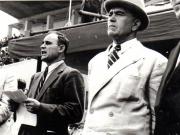 Gh.Gheorghiu Dej, rostindu-şi cuvântarea la Congresul Frontului Plugarilor ţinut pe Stadionul A.N.E.F. din Capitală la 24 iunie 1945 (Petru Groza, Romulus Zăroni).(24 iunie 1945)