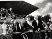 Gh.Gheorghiu Dej la tribună în timpul desfăşurării Congresului Frontului Plugarilor din 24 iunie 1945 de pe stadionul A.N.E.F. din Bucureşti (Miron Belea, Neagu Andrei, Petru Groza, Romulus Zăroni, Nicolae Ceauşescu).(24 iunie 1945)