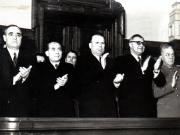 Gheorghe Gheorghiu –Dej, Chivu Stoica, M. Constantinescu, Chişinevschi Iosif, Emil Bodnăraş pe banca ministerială la prima sesiune a Marii Adunări Naţionale aleasă pe baza noii Constituţii a R.P.R. în alegerile de la 30 nov. 1952.  (23.01.1953).