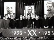 Gheorghe Gheorghiu –Dej, M.B. Mitin şi alte persoane  la adunarea festivă în cinstea aniversării eroicelor lupte ale ceferiştilor şi petroliştilor din ianuarie-februarie 1933 (sala Giuleşti).(16.02.1953).