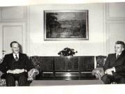 Preşedintele Nicolae Ceauşescu , a primit pe Christoph A. van der Klaauw, ministrul afacerilor externe al Regatului Ţărilor de Jos, care efectuează o vizită oficială în ţara noastră. La primire a luat parte  Ştefan Andrei - ministrul afacerilor externe. (27.III.1979).