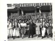 Tradiţionala horă românească, în municipiul Baia Mare, cu prilejul vizitei delucru întreprinsă de preşedintele Nicolae Ceauşescu şi Elena Ceauşescu în judeţul Maramureş. (17-18.IX.1979).