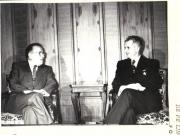 Nicolae Ceauşescu, secretar general al P.C.R., s-a întâlnit cu Santiago Carrillo, secretar generala al P.C. din Spania, conducătorul delegaţiei P.C. din Spania, la cel de-al XII-lea Congres al P.C.R. (19.XI.1979).