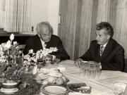 Cu prilejul Conferinţei de la Berlin a partidelor comuniste şi muncitoreşti din Europa, Nicolae Ceauşescu s-a întâlnit cu Gustav Husak, secretar general al C.C. al P.C.C. (28-30 iunie 1976)
