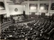 Aspect de la lucrările celei de-a III-a sesiuni din cadrul celei de-a VII-a legislaturi a M.A.N., care a votat legea pentru adoptarea planului naţional unic, 1976-1980. (2 iulie 1976)