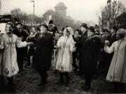 Vizita oficială în România a lui Leonid Ilici Brejnev, secretar general al C.C. al P.C.u.S. Sosirea în Capitală. Piaţa Victoriei. (22-26 noiembrie 1976)