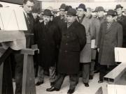 Vizita lui Nicolae Ceauşescu, a altor conducători de partid şi de stat, la expoziţia consacrată noutăţilor în domeniul tehnologiei şi materialelor de construcţii. (Complexul din Piaţa Scânteii). (9 decembrie 1976)