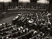 Lucrările celei de-a IV-a sesiuni a celei de-a VII-a legislaturi a Marii Adunări Naţionale. (29 decembrie 1976)