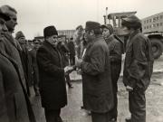 Vizita de lucru a lui Nicolae Ceauşescu la Craiova. Cu acest prilej a fost stabilit amplasamentul viitoarei Întreprinderi de autoturisme de mic litraj. (3 ianuarie 1977)