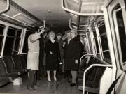 Vizita de lucru a lui Nicolae Ceauşescu, a altor conducători de partid şi de stat, în municipiul Arad. Se examinează prototipul vagonului de metrou. (11 ianuarie 1977)