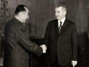 Primirea la preşedintele Nicolae Ceauşescu a delegaţiei Adunării Naţionale a Reprezentanţilor Populari a R. P. Chineze, condusă de Saifudin. (10 mai 1977)