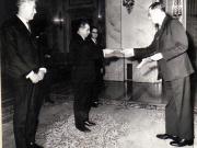 Primirea de către preşedintele Consiliului de Stat al Republicii Socialiste România, Nicolae Ceauşescu, a ambasadorului extraordinar şi plenipotenţiar al Regatului Unit al Marii Britanii şi Irlandei de Nord la Bucureşti, Denis Seward Laskey, care şi-a prezentat scrisorile de acreditare. 1969.  (23 ianuarie 1969).