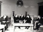 Primirea de către preşedintele Consiliului de Stat al R.S.R., Nicolae Ceauşescu, a ministrului Relaţiilor Externe şi Cultelor al Republicii Argentina, dr. Nicanor Costa Mendez. 3.IV.1969.   (3 aprilie 1969).