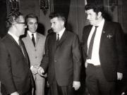 Nicolae Ceauşescu se întreţie cu delegaţia P.C. din Anglia invitată să participe la lucrările Congresului al X-lea al P.C.R. din august 1969.  (6-12 august 1969).