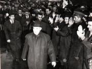 Întoarcerea de la Moscova a lui Nicolae Ceauşescu, secretar general al P.C.R, preşedintele Consiliului de Stat al R.S.R.     (18 mai 1970).
