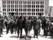 Nicolae Ceauşescu, secretar general al P.C.R, în vizită la Fabrica de confecţii Bucureşti.      (27 mai 1970).