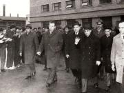 Vizita de lucru a lui Nicolae Ceauşescu, secretar general al P.C.R, preşedintele Consiliului de Stat al R.S.R., la Electroaparataj Bucureşti.   (24 decembrie 1970).