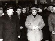 Vizita de lucru a lui Nicolae Ceauşescu, secretar general al P.C.R., preşedintele Consiliului de Stat al R.S.R la Hidrodinamica Braşov.          (4 ianuarie 1971).