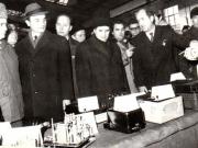 Vizita de lucru a lui Nicolae Ceauşescu, secretar general al P.C.R., preşedintele Consiliului de Stat al R.S.R la I.R.U.E. Câmpina.       (12 ianuarie 1971).