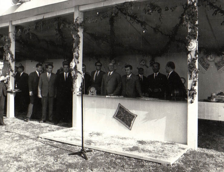 Aspect din timpul vizitei conducătorilor de partid şi de stat în regiunea Galaţi (G.A.S. Coteşti)