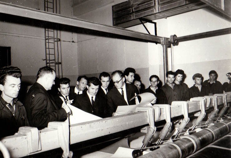 Aspect din timpul vizitei conducătorilor de partid şi de stat în regiunea Galaţi (Complexul Chimic Brăila)