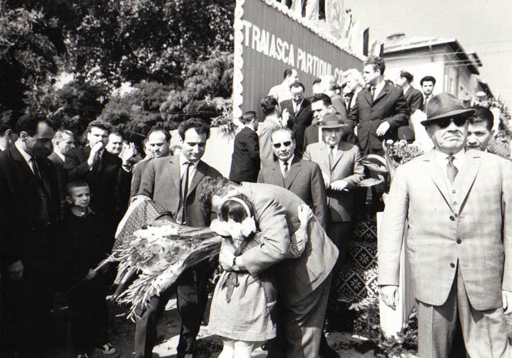 Aspect din timpul vizitei conducătorilor de partid şi de stat în regiunea Galaţi (Tecuci)