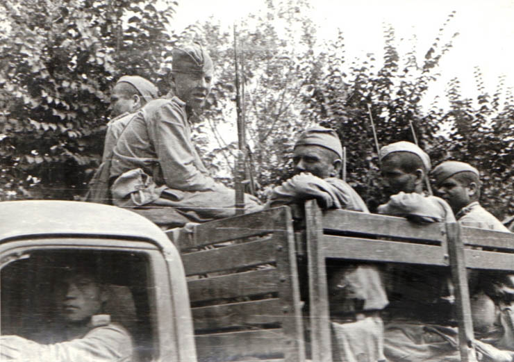  Intrarea Armatei Sovietice în Bucureşti.Bulevardul Carol.