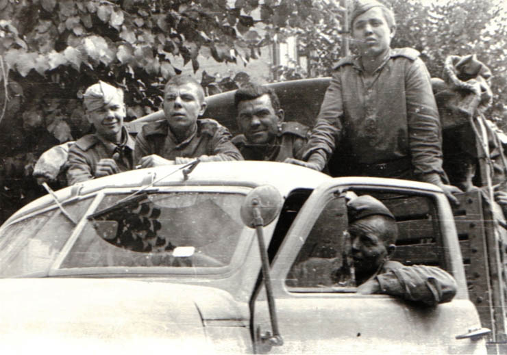 Întâlnirea cu Armata Roşie în Bucureşti (Colentina).