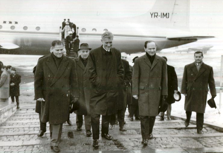 Sosirea lui Corneliu Mănescu din vizita oficială întreprinsă în R.F. Germania. (3 II 1967)