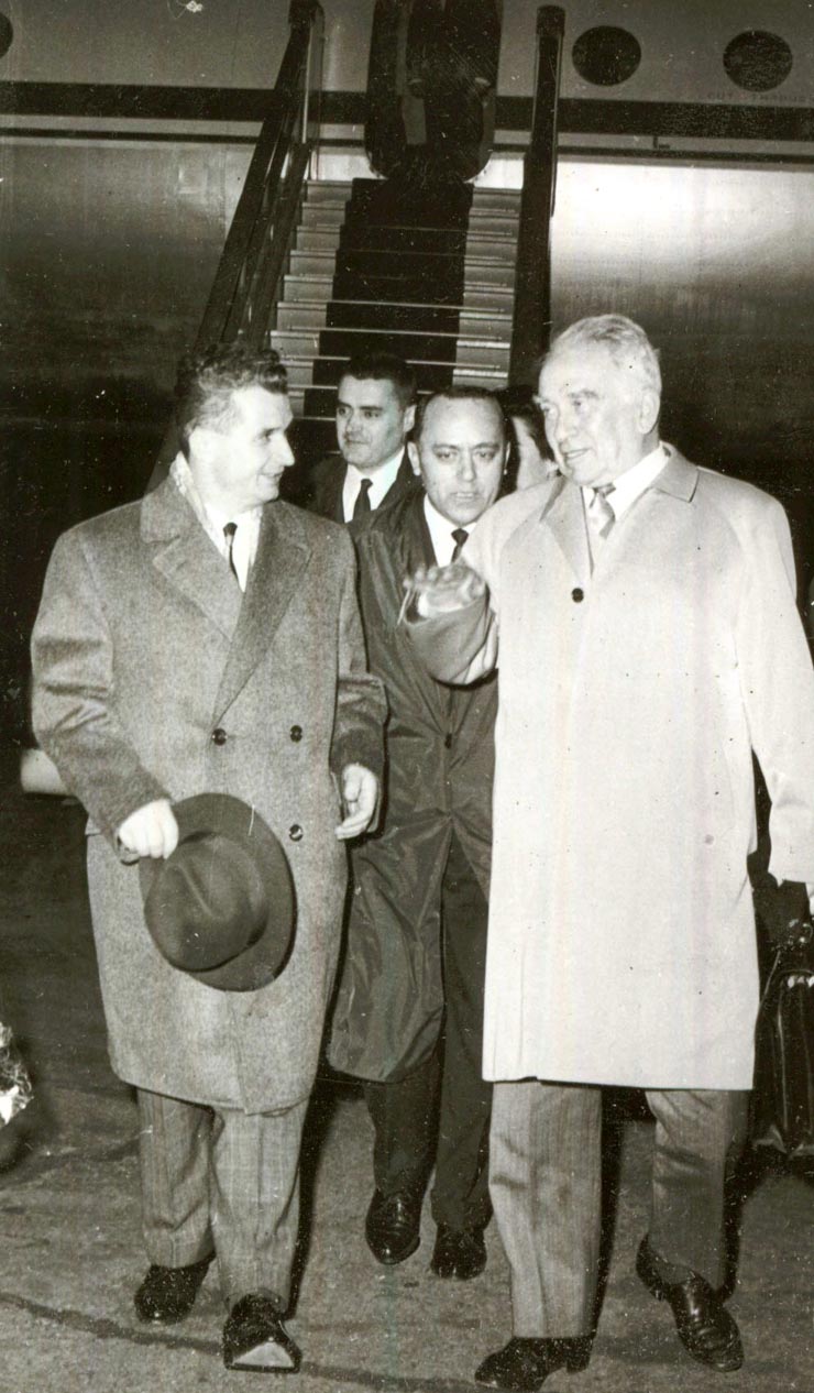 Aspect de la sosirea în ţara noastră a lui Luigi Longo, secretar general al Partidului Comunist Italian(31 III 1967)