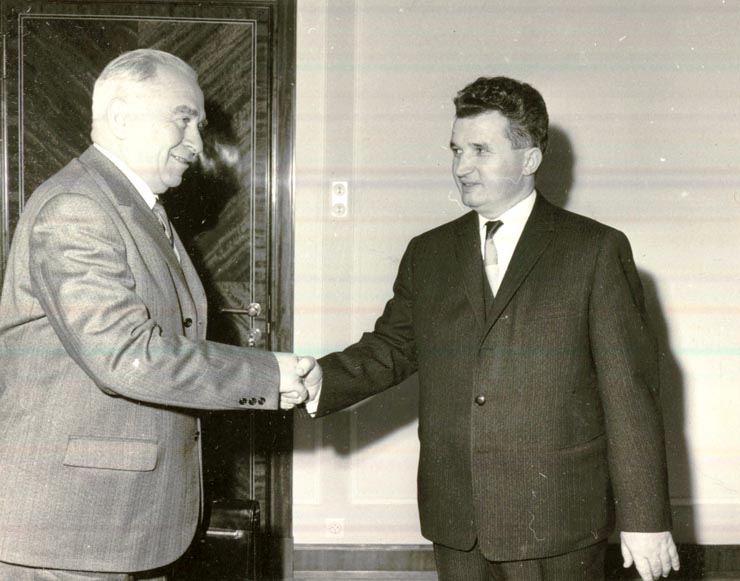 Nicolae Ceauşescu, secretar general al Partidului Comunist Român l-a primit pe Luigi Longo, secretar general al Partidului Comunist Italian. (1 IV 1967)