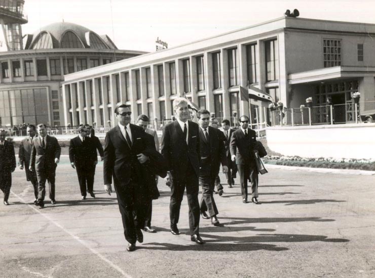 Aspect de la plecarea ministrului Afacerilor Externe al Republicii Irak, Adnan al Pachachi. (28 IV 1967)
