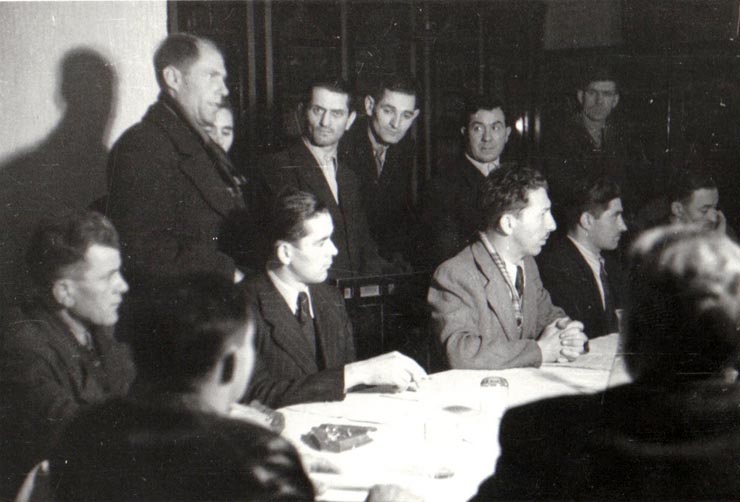 Aspect de la Consfătuirea delegaţilor muncitorilor mineri şi funcţionari din Valea Jiului, la care a vorbit Gheorghe Gheorghiu-Dej (Petroşani) (1944 noiembrie 24).