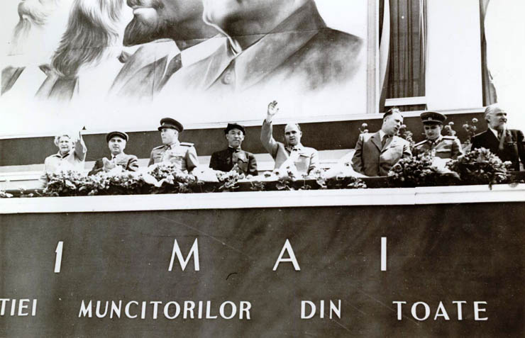 Bucureşti, Piaţa Aviatorilor, 1 mai 1952. Aspecte de la tribuna oficială cu prilejul sărbătoririi Zilei Internaţionale a Oamenilor Muncii. (1 mai 1952)