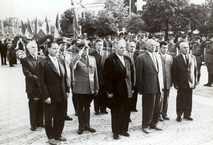 Bucureşti, 23 august 1959. Aspecte de la manifestările consacrate aniversării a 15 ani de la eliberarea României de sub dominaţia hitleristă. (23 august 1959)